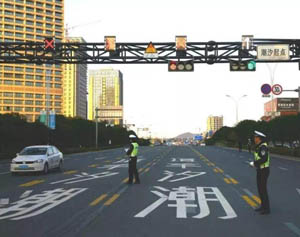 潮汐車道代表什么意思 潮汐車道的作用有哪些？