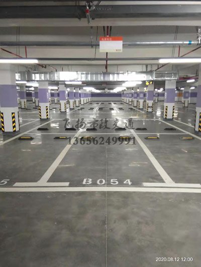 西安停車場(chǎng)車位劃線多少錢一個(gè)，西安停車場(chǎng)劃線施工的價(jià)格？