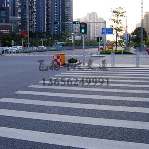 說一說蘇州道路劃線劃分為哪些？對應(yīng)表示什么？