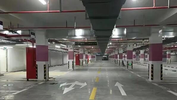 蘇州道路劃線分析，環(huán)氧地坪施工時(shí)地面油漬污垢解決的方法？