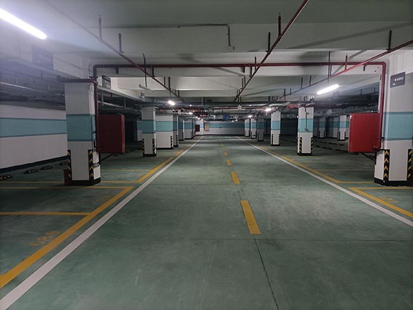 蘇州飛揚(yáng)市政交通設(shè)施有限公司車(chē)位劃線(xiàn)項(xiàng)目案例順利交付。
