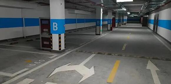 蘇州劃停車位線多少錢一個，價格取決于哪些因素？