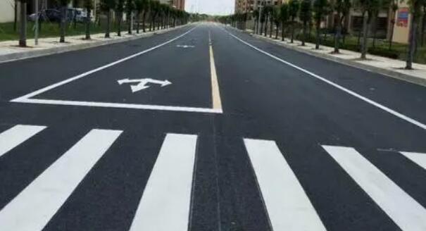 廠里道路劃線是否是必須的？優(yōu)化交通秩序，提升安全性