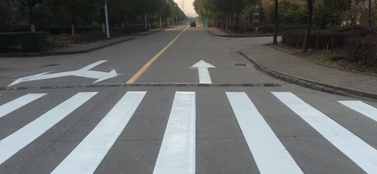 蘇州廠區(qū)道路標(biāo)識(shí)劃線？找飛揚(yáng)市政