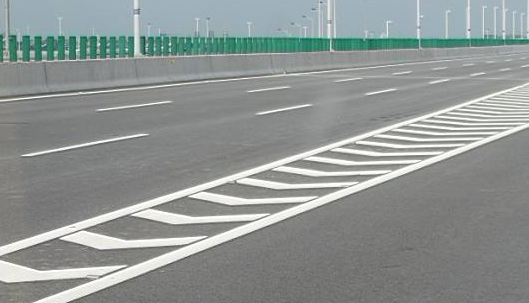 蘇州道路劃線標(biāo)線施工隊？  找飛揚(yáng)市政