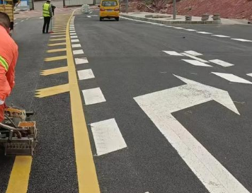 蘇州道路劃線施工，城市交通的無聲引導(dǎo)者
